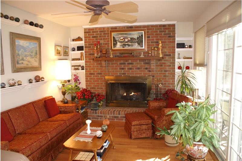 Family Room - HOME FOR SALE 1016 CONCORD CT, OWINGS, MD 20736