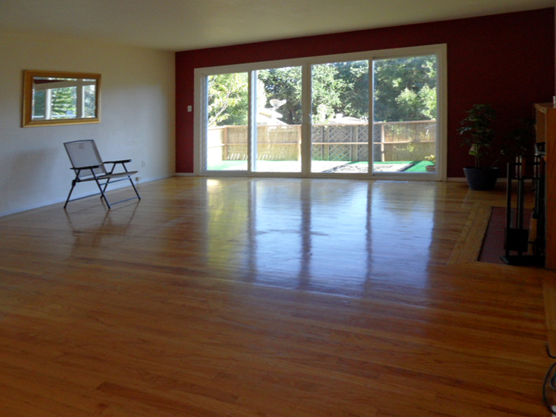 Living Room Polished Hdwd