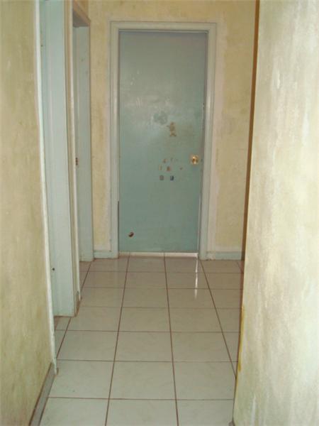 HALLWAY TO BEDROOMS
