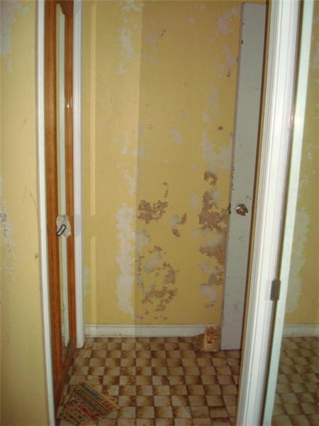 MASTER BEDROOM BATH