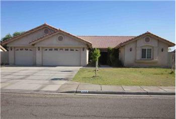 Primary listing photos for listing ID 121268