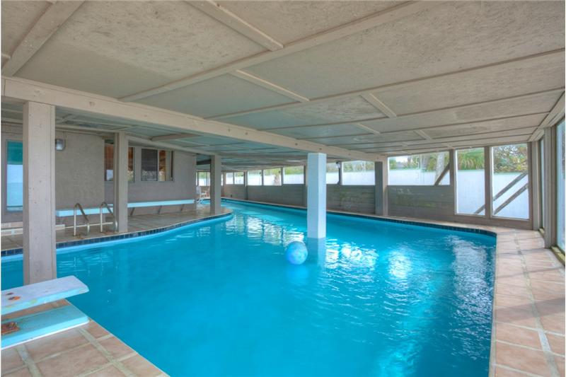 Indoor Gulf Front Pool
