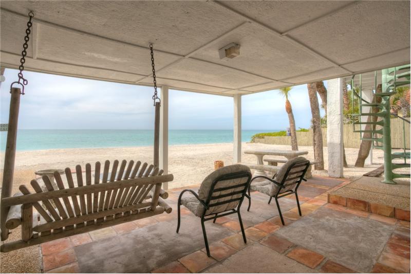 Covered Gulf Front Patio