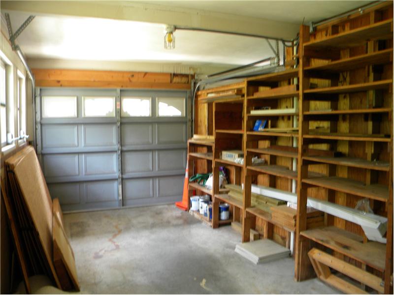 Garage Workshop - Side of 2 Car Garage