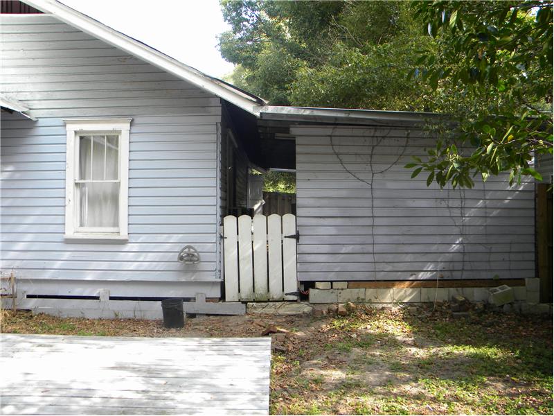 Carport & Workshop