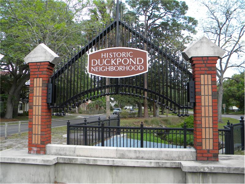 Historic Duckpond Neighborhood