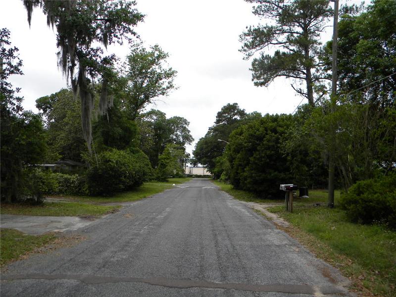 Street View to the West