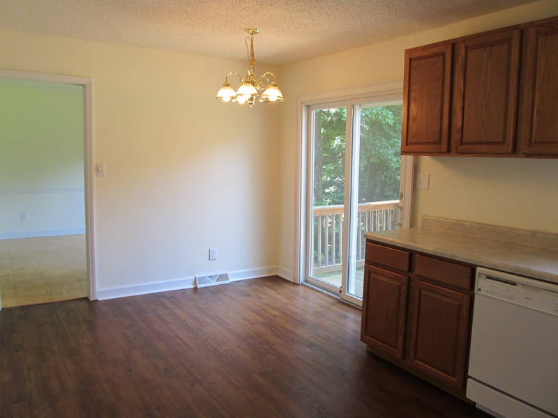 Breakfast area has access to deck