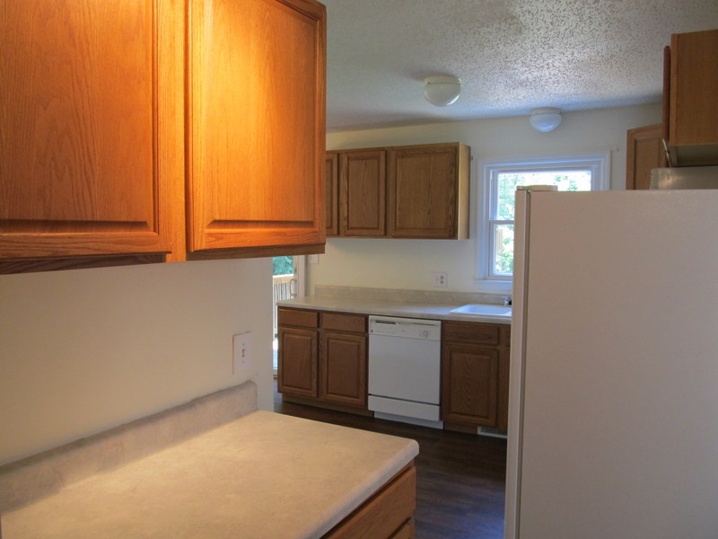 All appliances remain with home