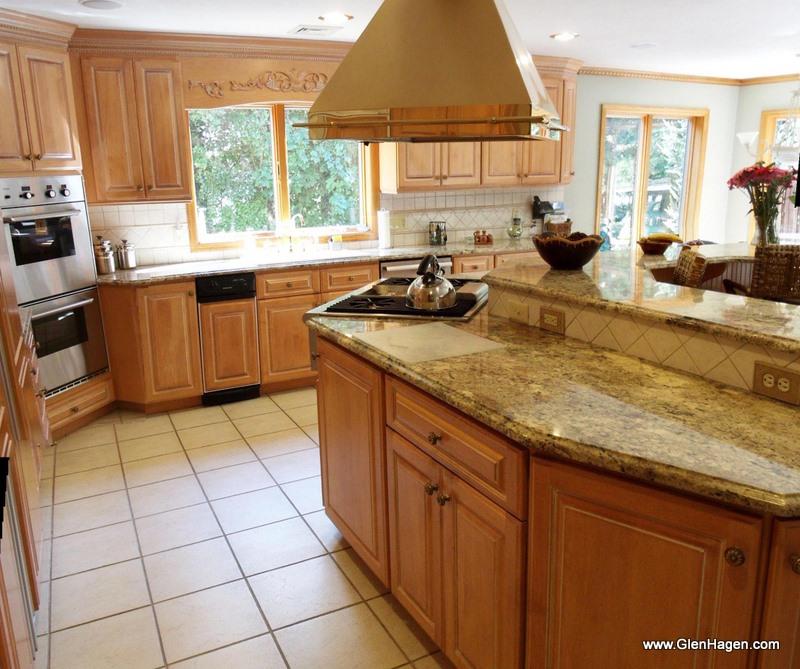 Granite and Stainless Appliances