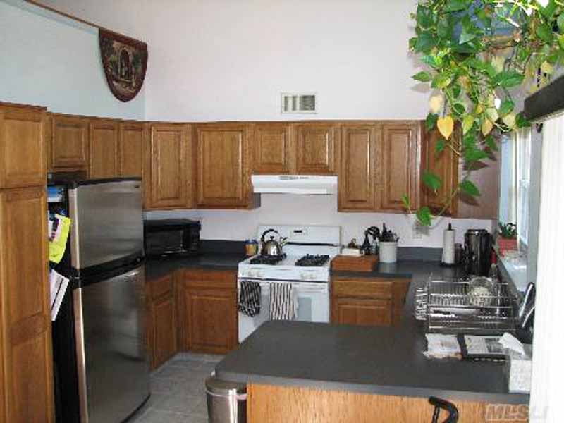 Vaulted Ceiling in Kitchen