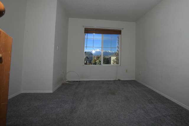 Loft with awesome views of Pikes Peak!