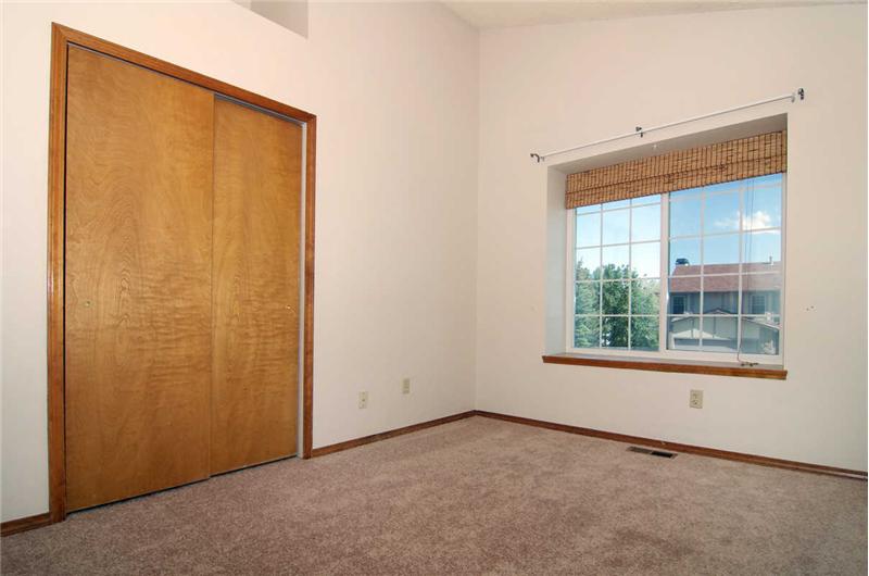 Secondary bedroom