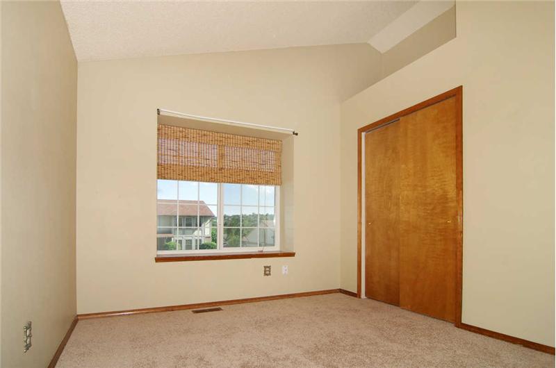 The bedrooms have large window sills!