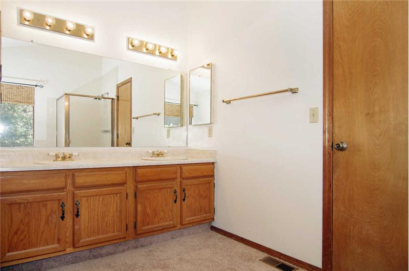 5-piece master bathroom