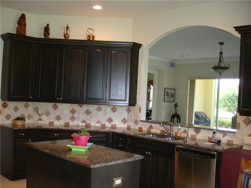 GOURMET KITCHEN OPEN TO LIVING ROOM & VIEWS!