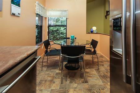 Mahogany Lane Breakfast Room