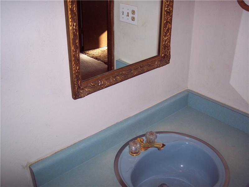 Nice bathrooms.