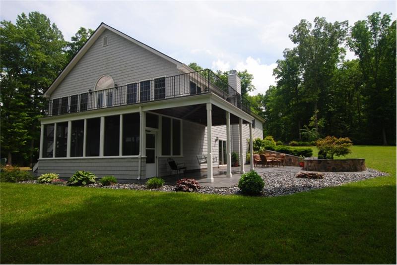 Deck, porch and terraces