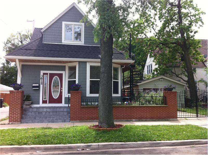 Over-Sized Chicago Lot On Corner
