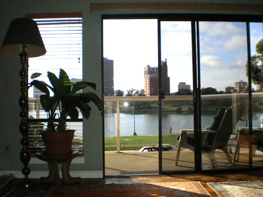 2250 Lakeshore Ave. #1 Oakland CA 94606