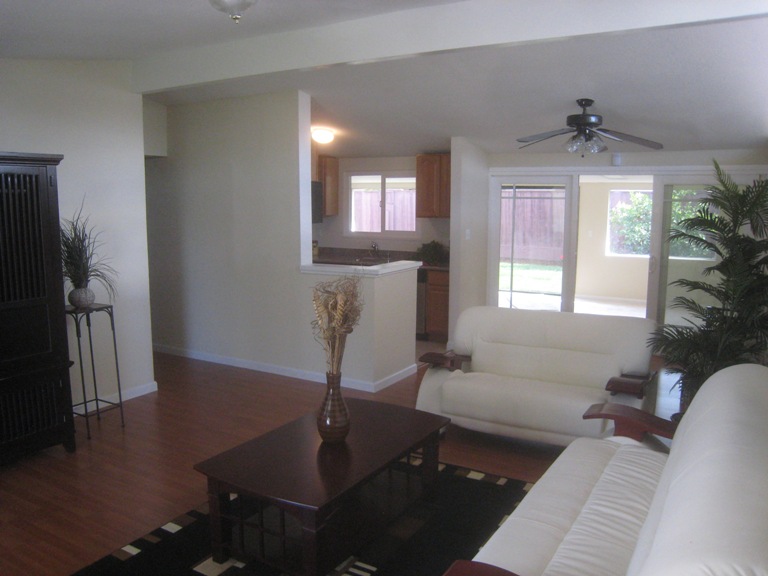 27884 Tampa Ave. Hayward CA 94544
