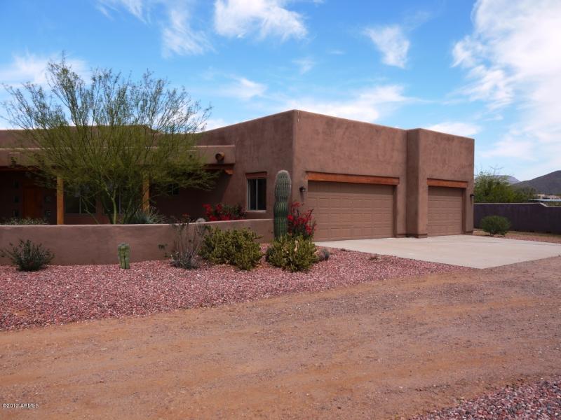 Desert Hills Horse Property For Sale