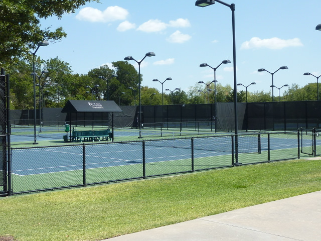 Enjoy Lakes Tennis Academy for a small fee