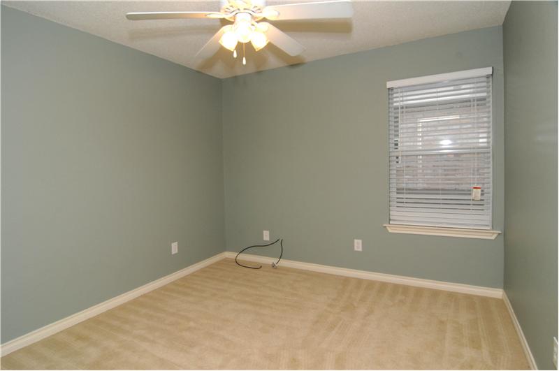 Home has high-grade carpet flooring!