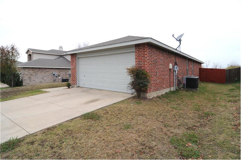 This home is perfect for downsizers or first time home buyers! Investors are welcome!