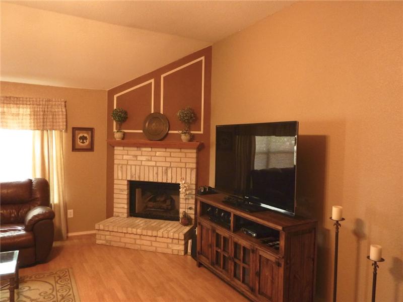 The gas fireplace is very romantic.