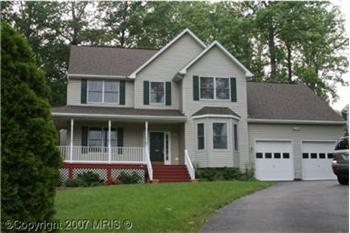 Primary listing photos for listing ID 135944