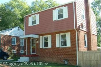 Primary listing photos for listing ID 135946