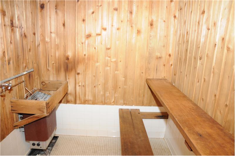 Men's and Women's Sauna rooms.