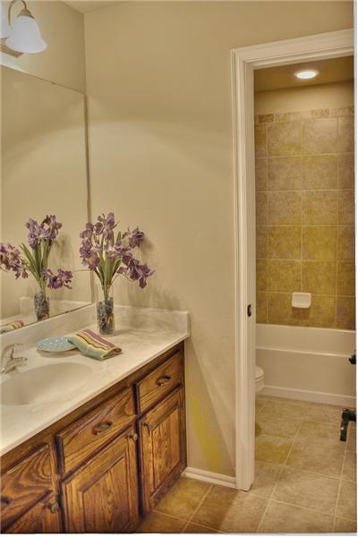 Guest Bathroom with Access from Hall and Bedroom
