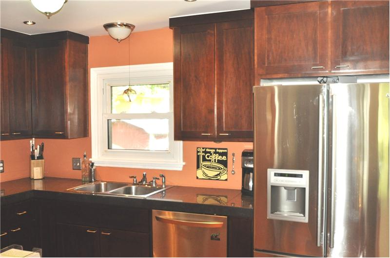 Plenty of granite countertop space, 42inch cabinetry & stainless steel appliances