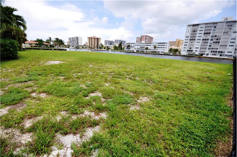 Large Point Lot Cleared and Ready for Build