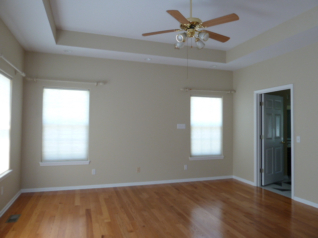 Master Bedroom - main level