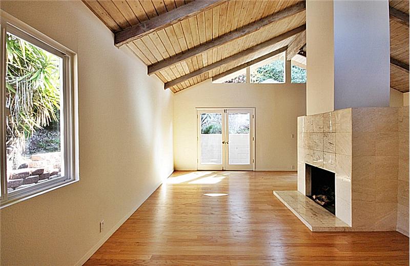 Formal dining room
