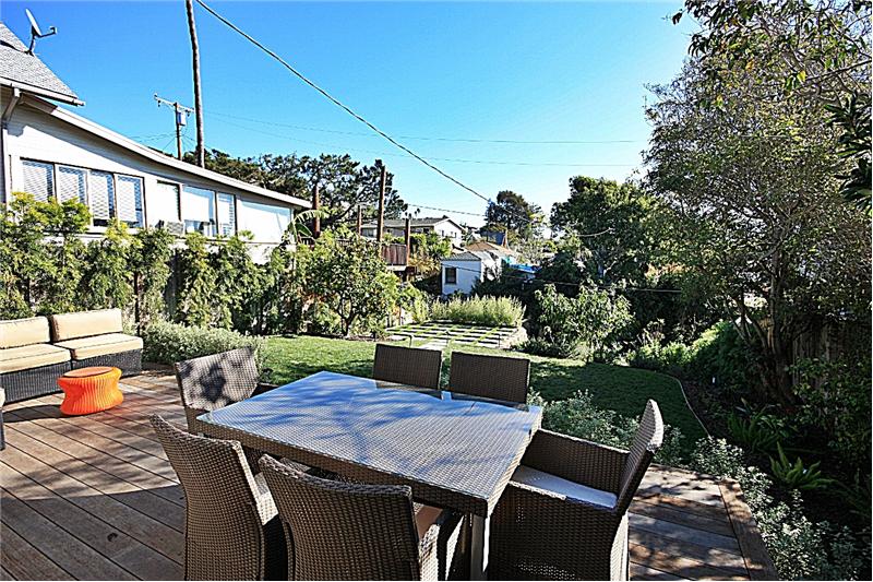 Nicely landscaped yard