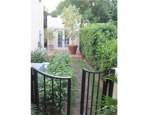 Charming Guest Cottage with 1BR and 1BA 