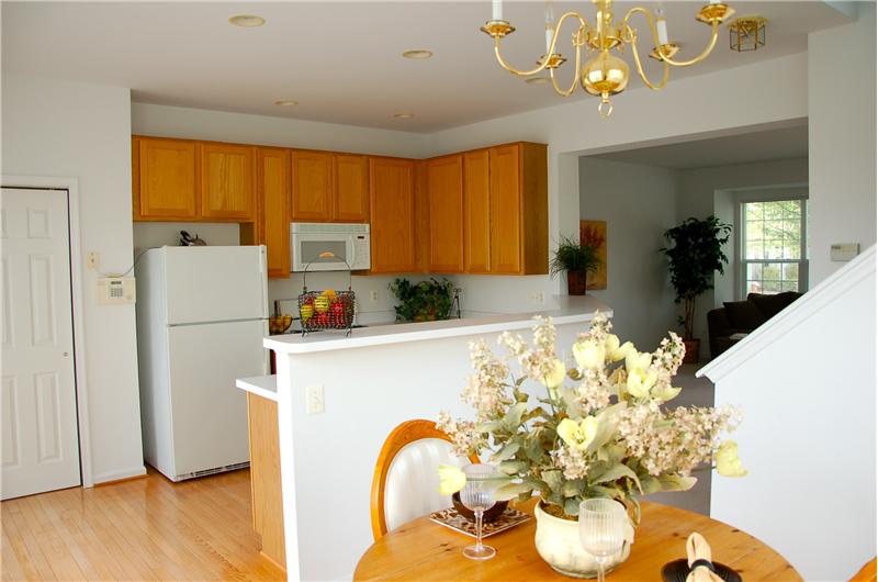 Kitchen / Dining