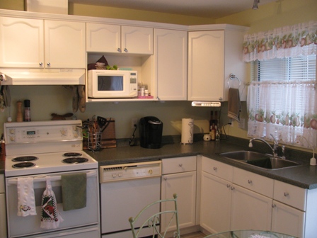 Kitchen has new counters
