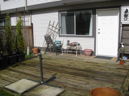 Southern exposed deck great for tanning