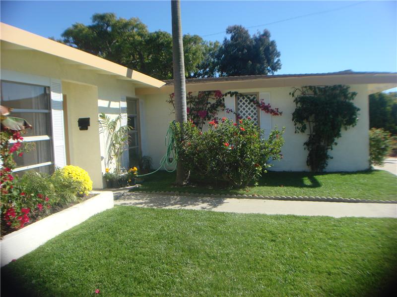 Side to 2 car garage