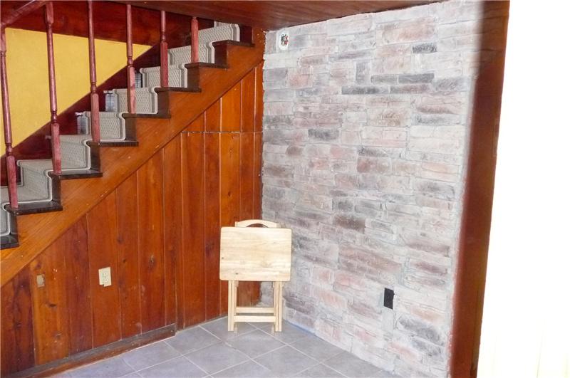 Hall nook area