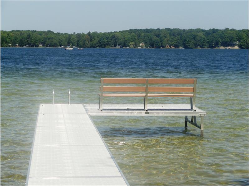 Deep Blue Duck Lake -over 2000 acres of lake